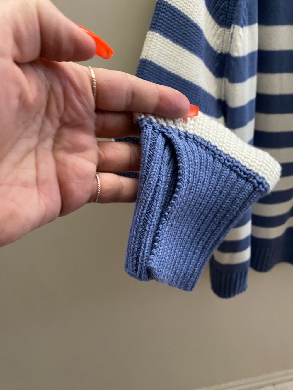 aerie Bistro sweater - Picture 5 of 16